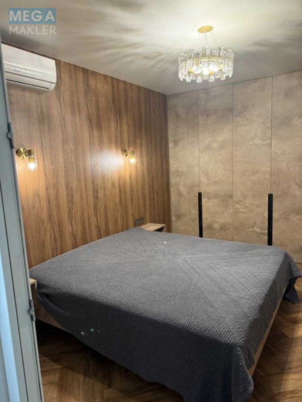 Оренда 1 кімнатної квартири, <a class="location-link" href="/kiev/" title="Недвижимость Київ">Київ</a>, <a class="location-link" href="/kiev/solomenskij/" title="Недвижимость Солом'янський район">Солом'янський р-н</a>, Митрополита Василия Липковского ул., 38 (изображение 2)