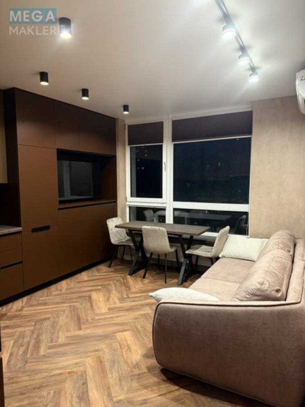 Оренда 1 кімнатної квартири, <a class="location-link" href="/kiev/" title="Недвижимость Київ">Київ</a>, <a class="location-link" href="/kiev/solomenskij/" title="Недвижимость Солом'янський район">Солом'янський р-н</a>, Митрополита Василия Липковского ул., 38 (изображение 6)