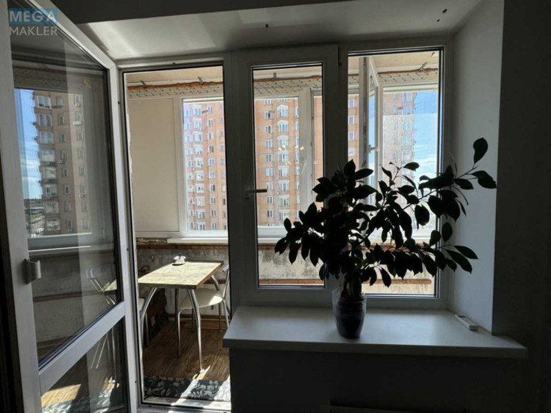 Оренда 2 кімнатної квартири, <a class="location-link" href="/kiev/" title="Недвижимость Київ">Київ</a>, <a class="location-link" href="/kiev/darnickij/" title="Недвижимость Дарницький район">Дарницький р-н</a>, Княжий Затон ул., 12 (изображение 5)