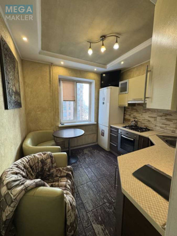 Оренда 2 кімнатної квартири, <a class="location-link" href="/kiev/" title="Недвижимость Київ">Київ</a>, <a class="location-link" href="/kiev/darnickij/" title="Недвижимость Дарницький район">Дарницький р-н</a>, Княжий Затон ул., 12 (изображение 16)