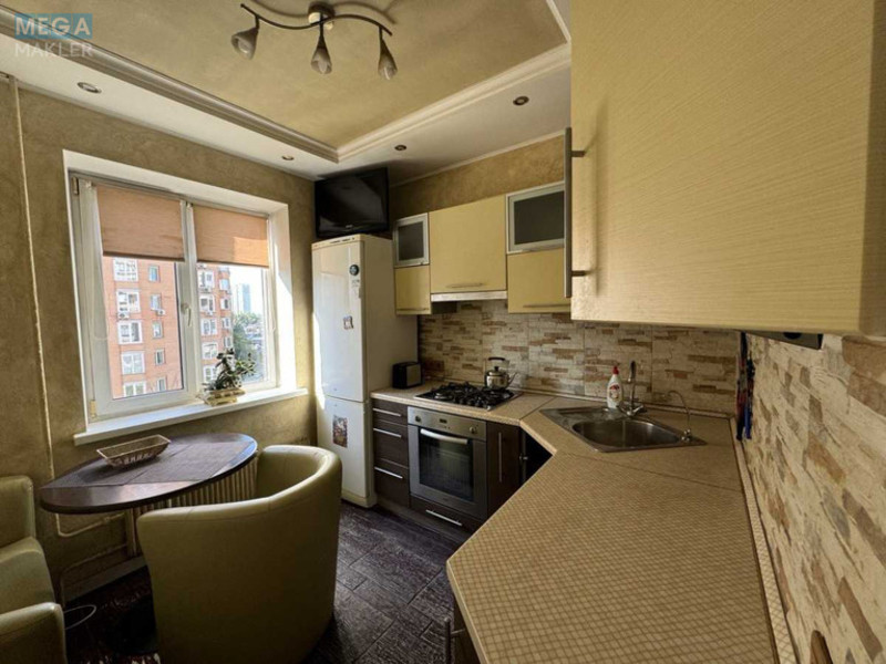 Оренда 2 кімнатної квартири, <a class="location-link" href="/kiev/" title="Недвижимость Київ">Київ</a>, <a class="location-link" href="/kiev/darnickij/" title="Недвижимость Дарницький район">Дарницький р-н</a>, Княжий Затон ул., 12 (изображение 21)