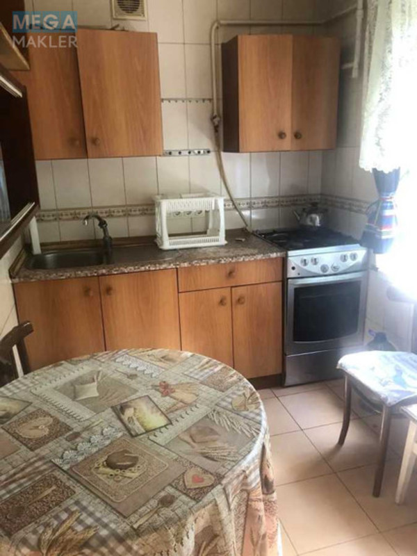 Оренда 2 кімнатної квартири, <a class="location-link" href="/kiev/" title="Недвижимость Київ">Київ</a>, <a class="location-link" href="/kiev/shevchenkovskij/" title="Недвижимость Шевченківський район">Шевченківський р-н</a>, Салютная ул., 25а (изображение 8)