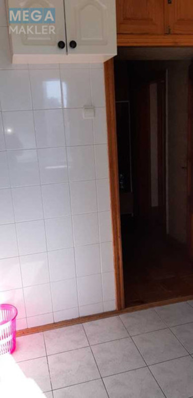 Оренда 2 кімнатної квартири, <a class="location-link" href="/kiev/" title="Недвижимость Київ">Київ</a>, <a class="location-link" href="/kiev/obolonskij/" title="Недвижимость Оболонський район">Оболонський р-н</a>, Макеевская ул., 10 (изображение 12)