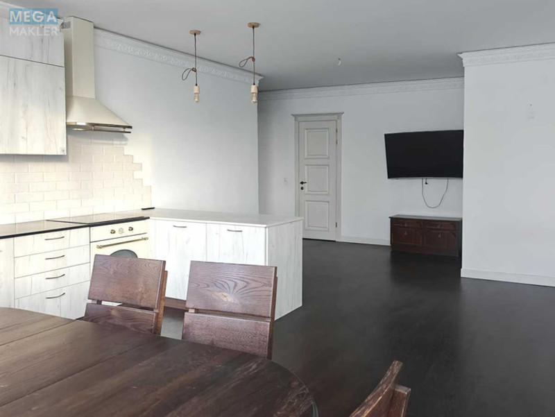 Оренда 3 кімнатної квартири, <a class="location-link" href="/kiev/" title="Недвижимость Київ">Київ</a>, <a class="location-link" href="/kiev/solomenskij/" title="Недвижимость Солом'янський район">Солом'янський р-н</a>, Лобановского просп., 4Б (изображение 4)