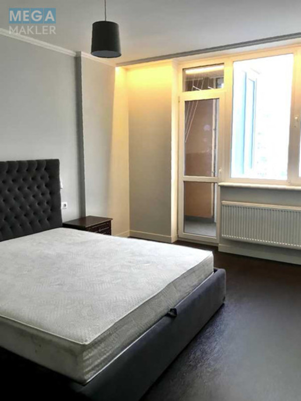 Оренда 3 кімнатної квартири, <a class="location-link" href="/kiev/" title="Недвижимость Київ">Київ</a>, <a class="location-link" href="/kiev/solomenskij/" title="Недвижимость Солом'янський район">Солом'янський р-н</a>, Лобановского просп., 4Б (изображение 9)