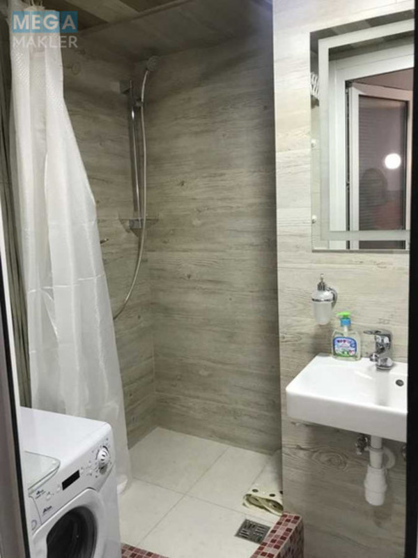 Оренда 1 кімнатної квартири, <a class="location-link" href="/odessa/" title="Недвижимость Одеса">Одеса</a>, <a class="location-link" href="/odessa/primorskij/" title="Недвижимость Приморський район">Приморський р-н</a>, Дворянская, 33 (изображение 3)