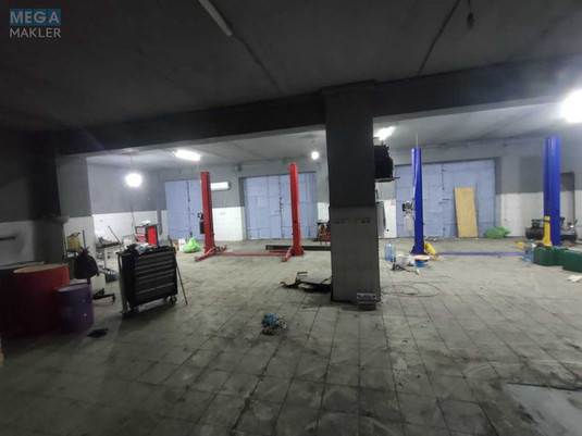 Оренда комерційної нерухомості, 300&nbsp;кв.м, <a class="location-link" href="/kiev/" title="Недвижимость Київ">Київ</a>, <a class="location-link" href="/kiev/desnyanskij/" title="Недвижимость Деснянський район">Деснянський р-н</a>, Будищанська вул. (изображение 2)