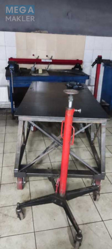 Оренда комерційної нерухомості, 300&nbsp;кв.м, <a class="location-link" href="/kiev/" title="Недвижимость Київ">Київ</a>, <a class="location-link" href="/kiev/desnyanskij/" title="Недвижимость Деснянський район">Деснянський р-н</a>, Будищанська вул. (изображение 9)