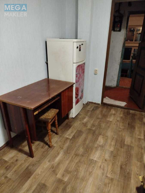 Оренда кімнати (підселення), <a class="location-link" href="/kiev/" title="Недвижимость Київ">Київ</a>, <a class="location-link" href="/kiev/dneprovskij/" title="Недвижимость Дніпровський район">Дніпровський р-н</a>, Дарницкий бульв., 11 (изображение 4)