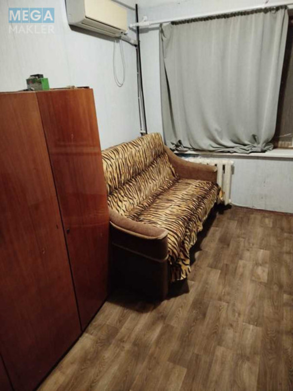 Оренда кімнати (підселення), <a class="location-link" href="/kiev/" title="Недвижимость Київ">Київ</a>, <a class="location-link" href="/kiev/dneprovskij/" title="Недвижимость Дніпровський район">Дніпровський р-н</a>, Дарницкий бульв., 11 (изображение 5)