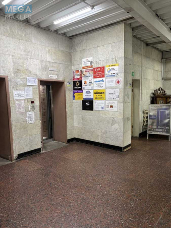 Оренда комерційної нерухомості, 510&nbsp;кв.м, под офис, <a class="location-link" href="/kiev/" title="Недвижимость Київ">Київ</a>, <a class="location-link" href="/kiev/obolonskij/" title="Недвижимость Оболонський район">Оболонський р-н</a>, Степана Бандери просп., 8 (изображение 5)