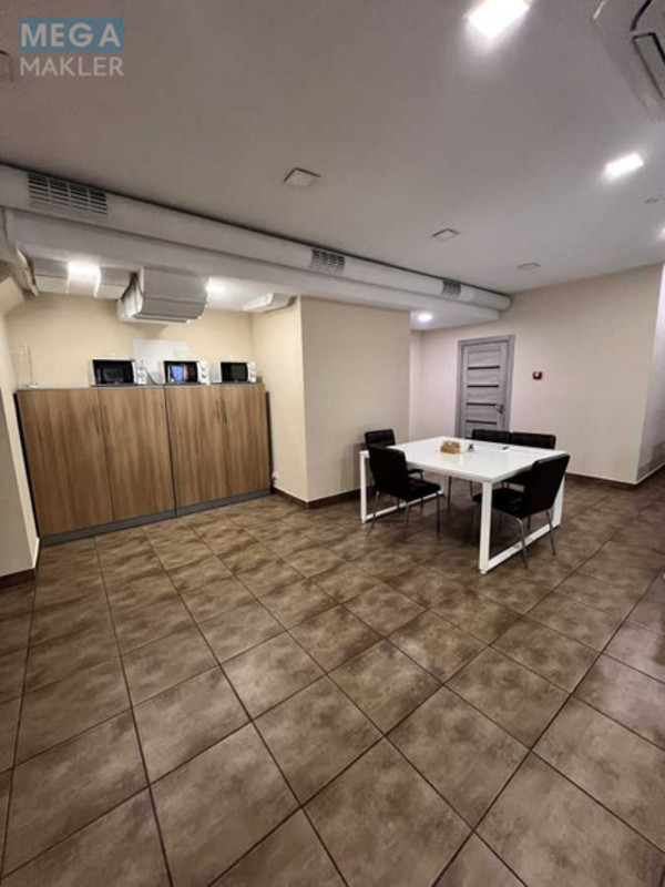 Оренда комерційної нерухомості, 510&nbsp;кв.м, под офис, <a class="location-link" href="/kiev/" title="Недвижимость Київ">Київ</a>, <a class="location-link" href="/kiev/obolonskij/" title="Недвижимость Оболонський район">Оболонський р-н</a>, Степана Бандери просп., 8 (изображение 7)