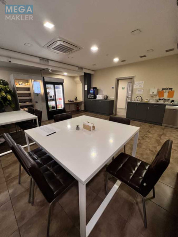 Оренда комерційної нерухомості, 510&nbsp;кв.м, под офис, <a class="location-link" href="/kiev/" title="Недвижимость Київ">Київ</a>, <a class="location-link" href="/kiev/obolonskij/" title="Недвижимость Оболонський район">Оболонський р-н</a>, Степана Бандери просп., 8 (изображение 8)