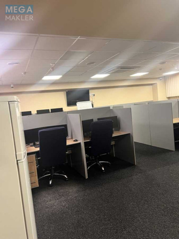 Оренда комерційної нерухомості, 510&nbsp;кв.м, под офис, <a class="location-link" href="/kiev/" title="Недвижимость Київ">Київ</a>, <a class="location-link" href="/kiev/obolonskij/" title="Недвижимость Оболонський район">Оболонський р-н</a>, Степана Бандери просп., 8 (изображение 20)