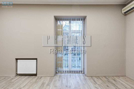 Оренда комерційної нерухомості, 68,40&nbsp;кв.м, под офис, <a class="location-link" href="/kiev/" title="Недвижимость Київ">Київ</a>, <a class="location-link" href="/kiev/pecherskij/" title="Недвижимость Печерський район">Печерський р-н</a>, Лютеранская ул., 4 (изображение 9)