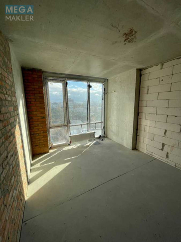 Продаж 3 кімнатної квартири (94/54/25), 11 пов. 26 пов. будинку, <a class="location-link" href="/kiev/" title="Недвижимость Київ">Київ</a>, <a class="location-link" href="/kiev/dneprovskij/" title="Недвижимость Дніпровський район">Дніпровський р-н</a>, Князя Романа Мстиславича вул., 26 (изображение 7)