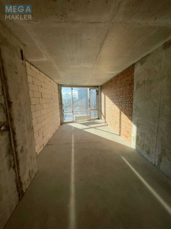 Продаж 3 кімнатної квартири (94/54/25), 11 пов. 26 пов. будинку, <a class="location-link" href="/kiev/" title="Недвижимость Київ">Київ</a>, <a class="location-link" href="/kiev/dneprovskij/" title="Недвижимость Дніпровський район">Дніпровський р-н</a>, Князя Романа Мстиславича вул., 26 (изображение 8)