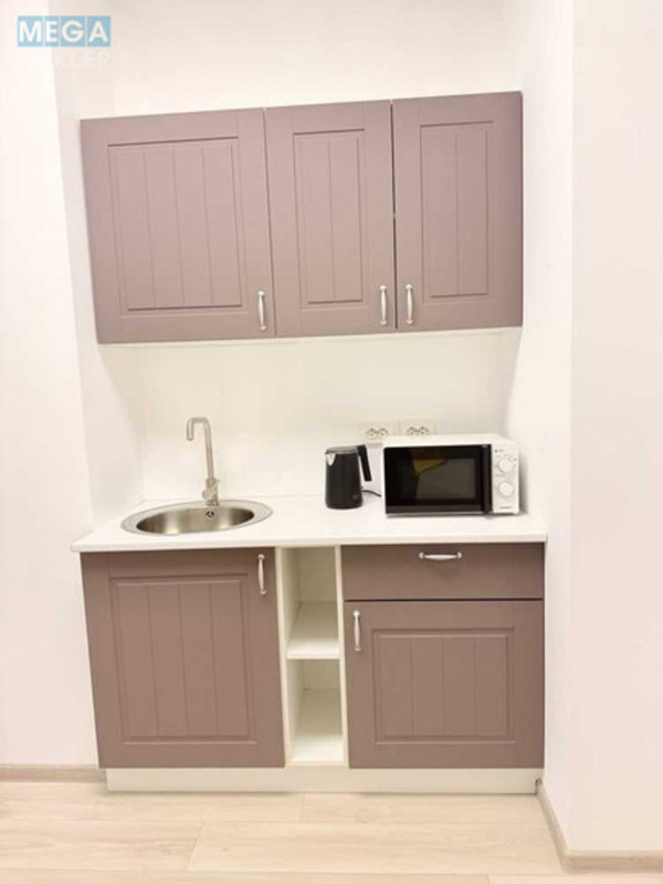 Оренда 2 кімнатної квартири, <a class="location-link" href="/kiev/" title="Недвижимость Київ">Київ</a>, <a class="location-link" href="/kiev/shevchenkovskij/" title="Недвижимость Шевченківський район">Шевченківський р-н</a>, Глубочицкая ул., 17 (изображение 6)