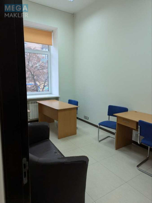 Оренда комерційної нерухомості, 98&nbsp;кв.м, под офис, <a class="location-link" href="/kiev/" title="Недвижимость Київ">Київ</a>, <a class="location-link" href="/kiev/pecherskij/" title="Недвижимость Печерський район">Печерський р-н</a>, Шота Руставелі вул., 1 (изображение 6)