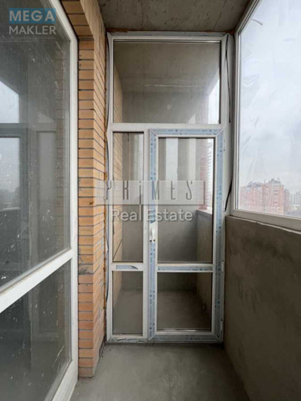 Продаж 3 кімнатної квартири (89/?/?), 17 пов. 25 пов. будинку, <a class="location-link" href="/kiev/" title="Недвижимость Київ">Київ</a>, <a class="location-link" href="/kiev/pecherskij/" title="Недвижимость Печерський район">Печерський р-н</a>, Лабораторный пер., 6 (изображение 9)