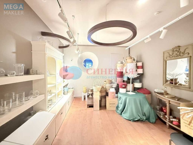 Оренда комерційної нерухомості, 86&nbsp;кв.м, под магазин, <a class="location-link" href="/kiev/" title="Недвижимость Київ">Київ</a>, <a class="location-link" href="/kiev/pecherskij/" title="Недвижимость Печерський район">Печерський р-н</a>, Саксаганського вул., 13/42 (изображение 9)