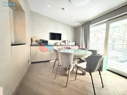 Оренда комерційної нерухомості, 86&nbsp;кв.м, под магазин, <a class="location-link" href="/kiev/" title="Недвижимость Київ">Київ</a>, <a class="location-link" href="/kiev/pecherskij/" title="Недвижимость Печерський район">Печерський р-н</a>, Саксаганського вул., 13/42 (изображение 10)