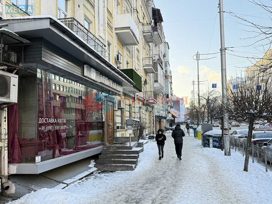 Оренда комерційної нерухомості, 86&nbsp;кв.м, под магазин, <a class="location-link" href="/kiev/" title="Недвижимость Київ">Київ</a>, <a class="location-link" href="/kiev/pecherskij/" title="Недвижимость Печерський район">Печерський р-н</a>, Саксаганського вул., 13/42 (изображение 11)
