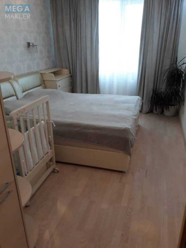 Оренда 3 кімнатної квартири, <a class="location-link" href="/kiev/" title="Недвижимость Київ">Київ</a>, <a class="location-link" href="/kiev/podolskij/" title="Недвижимость Подільський район">Подільський р-н</a>, Вишгородська вул., 45 (изображение 14)