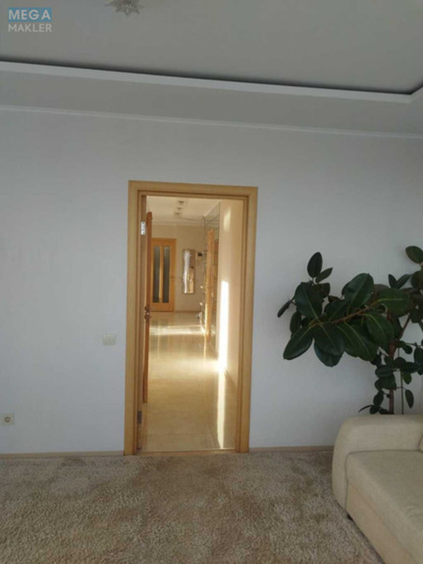 Оренда 3 кімнатної квартири, <a class="location-link" href="/kiev/" title="Недвижимость Київ">Київ</a>, <a class="location-link" href="/kiev/podolskij/" title="Недвижимость Подільський район">Подільський р-н</a>, Вишгородська вул., 45 (изображение 16)