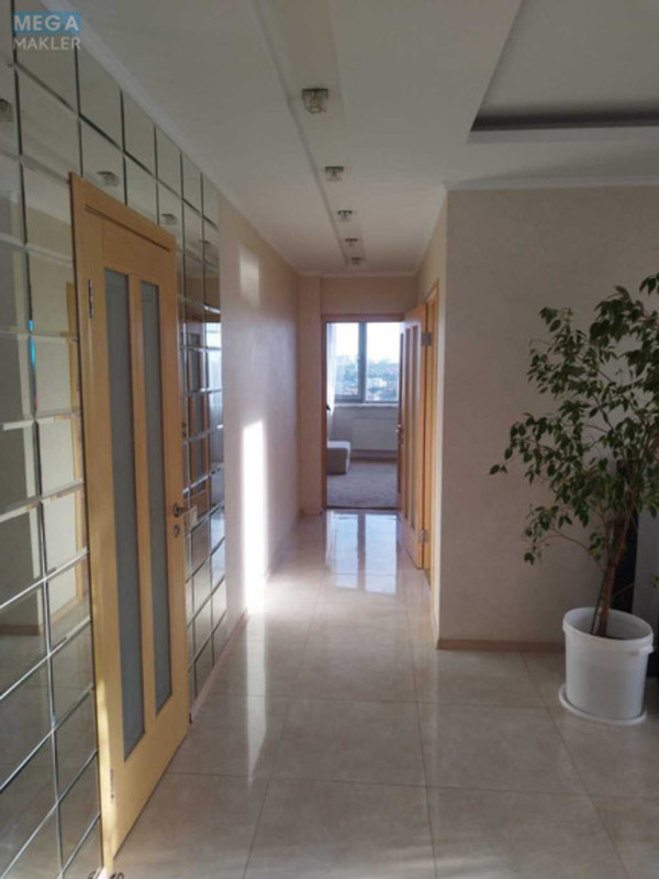 Оренда 3 кімнатної квартири, <a class="location-link" href="/kiev/" title="Недвижимость Київ">Київ</a>, <a class="location-link" href="/kiev/podolskij/" title="Недвижимость Подільський район">Подільський р-н</a>, Вишгородська вул., 45 (изображение 19)