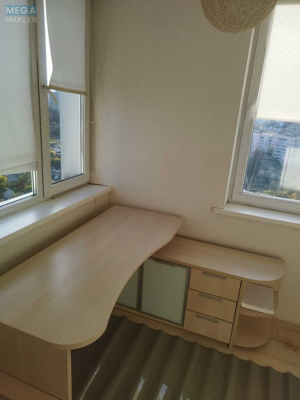 Оренда 3 кімнатної квартири, <a class="location-link" href="/kiev/" title="Недвижимость Київ">Київ</a>, <a class="location-link" href="/kiev/podolskij/" title="Недвижимость Подільський район">Подільський р-н</a>, Вишгородська вул., 45 (изображение 23)