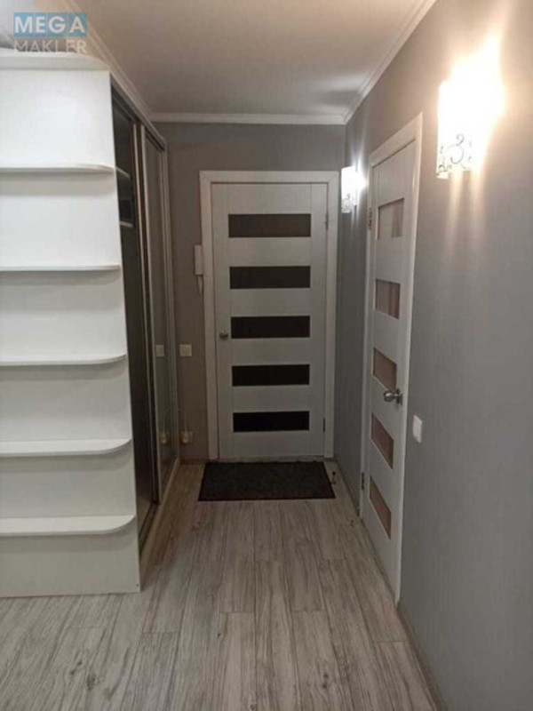 Продаж 1 кімнатної квартири (32/18/4), 1 пов. 9 пов. будинку, <a class="location-link" href="/kiev/" title="Недвижимость Київ">Київ</a>, <a class="location-link" href="/kiev/obolonskij/" title="Недвижимость Оболонський район">Оболонський р-н</a>, Маршала Малиновського вул., 28б (изображение 8)