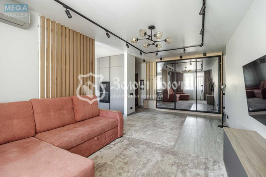 Продаж 3 кімнатної квартири (92/47/15), 11 пов. 11 пов. будинку, <a class="location-link" href="/sofievskaya-borshagovka/" title="Недвижимость Софіївська Борщагівка">Софіївська Борщагівка</a>, Павла Чубинського вул., 8б (изображение 3)