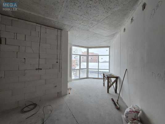 Продаж 2 кімнатної квартири (69/34/18), 3 пов. 4 пов. будинку, <a class="location-link" href="/chabany/" title="Недвижимость Чабані">Чабани</a>, Покровська, 24 (изображение 2)