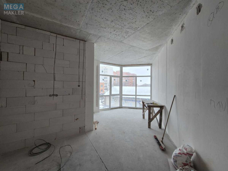 Продаж 2 кімнатної квартири (69/34/18), 3 пов. 4 пов. будинку, <a class="location-link" href="/chabany/" title="Недвижимость Чабані">Чабани</a>, Покровська, 24 (изображение 2)