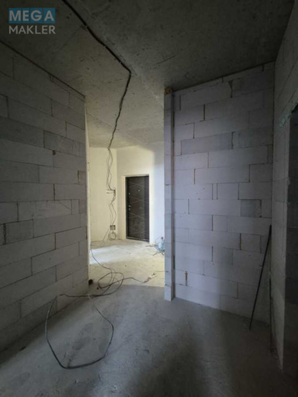 Продаж 2 кімнатної квартири (69/34/18), 3 пов. 4 пов. будинку, <a class="location-link" href="/chabany/" title="Недвижимость Чабані">Чабани</a>, Покровська, 24 (изображение 10)