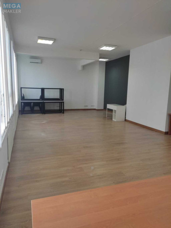 Оренда комерційної нерухомості, 70&nbsp;кв.м, под офис, <a class="location-link" href="/kiev/" title="Недвижимость Київ">Київ</a>, <a class="location-link" href="/kiev/dneprovskij/" title="Недвижимость Дніпровський район">Дніпровський р-н</a>, Евгения Сверстюка ул., 11б (изображение 4)