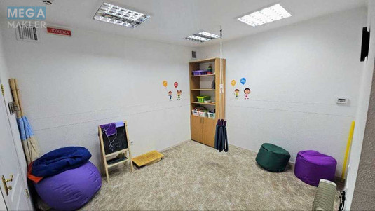 Оренда комерційної нерухомості, 162&nbsp;кв.м, под офис, <a class="location-link" href="/kiev/" title="Недвижимость Київ">Київ</a>, <a class="location-link" href="/kiev/pecherskij/" title="Недвижимость Печерський район">Печерський р-н</a>, Щорса ул., 27 (изображение 5)