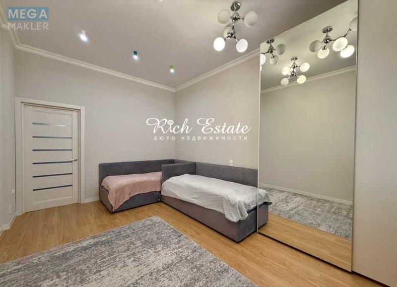 Продаж 3 кімнатної квартири (113/55/21), 4 пов. 12 пов. будинку, <a class="location-link" href="/kiev/" title="Недвижимость Київ">Київ</a>, <a class="location-link" href="/kiev/podolskij/" title="Недвижимость Подільський район">Подільський р-н</a>, Вышгородская ул., 45 (изображение 15)