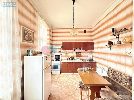 Продаж 2 кімнатної квартири (94/49/13), 2 пов. 4 пов. будинку, <a class="location-link" href="/kiev/" title="Недвижимость Київ">Київ</a>, <a class="location-link" href="/kiev/pecherskij/" title="Недвижимость Печерський район">Печерський р-н</a>, Інститутська вул., 20/8 (изображение 4)