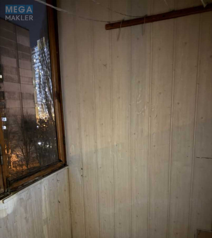 Оренда 3 кімнатної квартири, <a class="location-link" href="/kiev/" title="Недвижимость Київ">Київ</a>, <a class="location-link" href="/kiev/svyatoshinskij/" title="Недвижимость Святошинський район">Святошинський р-н</a>, Генерала Наумова ул., 31 (изображение 22)