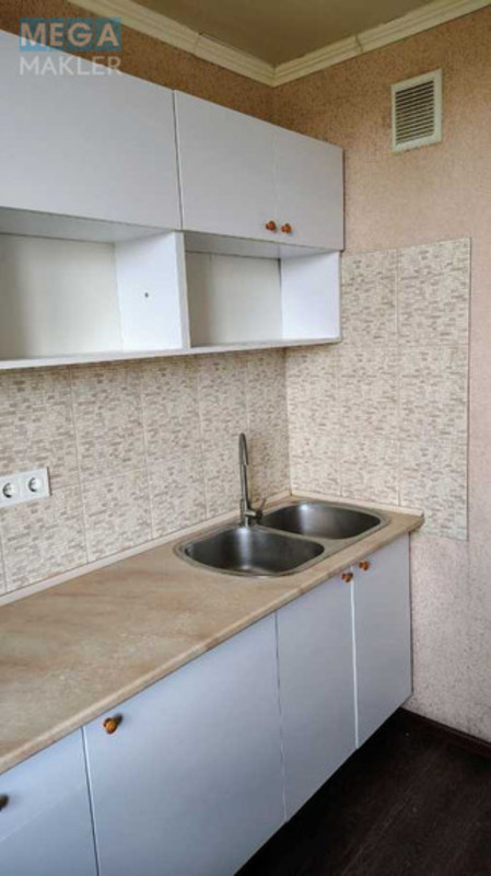 Оренда 1 кімнатної квартири, <a class="location-link" href="/kiev/" title="Недвижимость Київ">Київ</a>, <a class="location-link" href="/kiev/svyatoshinskij/" title="Недвижимость Святошинський район">Святошинський р-н</a>, Михайла Котельникова вул., 89 (изображение 6)