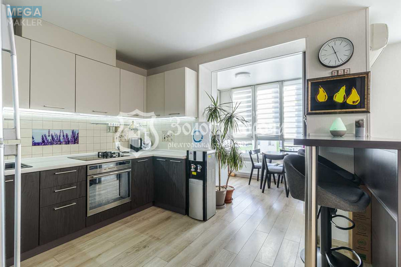 Продаж 4 кімнатної квартири (97,9/60/16,9), 10 пов. 11 пов. будинку, <a class="location-link" href="/kryukovshina/" title="Недвижимость Крюківщина">Крюківщина</a>, Жулянська вул., 1б (изображение 4)