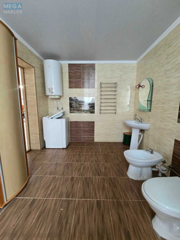 Продаж дома, 2&nbsp;поверху, 310&nbsp;кв.м, 4&nbsp;кімнати, ділянка 8&nbsp;соток, <a class="location-link" href="/fursy/" title="Недвижимость Фурсі">Фурси</a>, СТ Фіаніт (изображение 9)