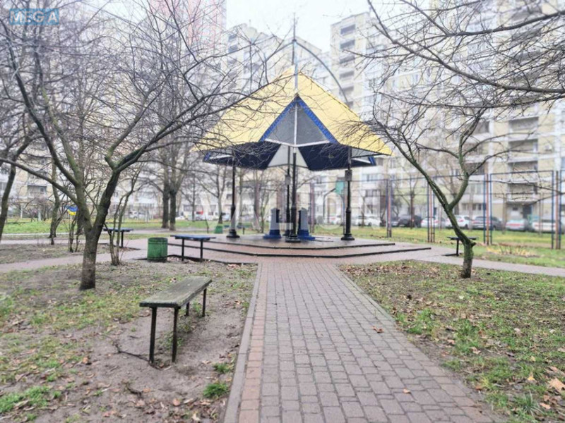 Продаж 2 кімнатної квартири (61/30/8), 4 пов. 16 пов. будинку, <a class="location-link" href="/kiev/" title="Недвижимость Київ">Київ</a>, <a class="location-link" href="/kiev/darnickij/" title="Недвижимость Дарницький район">Дарницький р-н</a>, Ревуцького вул., 7А (изображение 20)