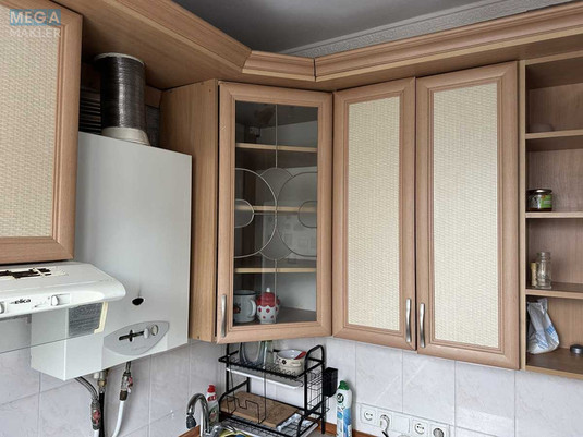 Продаж 2 кімнатної квартири (40/27/6), 4 пов. 4 пов. будинку, <a class="location-link" href="/kiev/" title="Недвижимость Київ">Київ</a>, <a class="location-link" href="/kiev/solomenskij/" title="Недвижимость Солом'янський район">Солом'янський р-н</a>, Миколи Шепелєва вул., 4 (изображение 13)