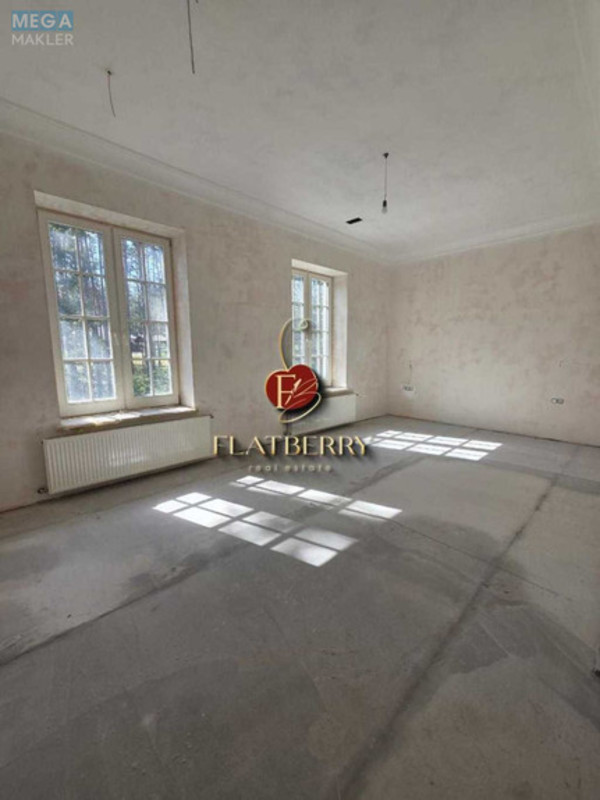 Продаж дома, 2&nbsp;поверху, 658&nbsp;кв.м, 8&nbsp;кімнат, ділянка 19&nbsp;соток, <a class="location-link" href="/kiev/" title="Недвижимость Київ">Київ</a>, <a class="location-link" href="/kiev/svyatoshinskij/" title="Недвижимость Святошинський район">Святошинський р-н</a>, Прорезная ул., 1 (изображение 12)