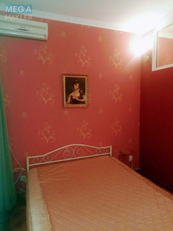 Оренда 3 кімнатної квартири, <a class="location-link" href="/odessa/" title="Недвижимость Одеса">Одеса</a>, <a class="location-link" href="/odessa/primorskij/" title="Недвижимость Приморський район">Приморський р-н</a>, Маразлиевская, 46 (изображение 9)