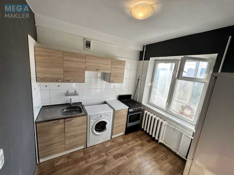 Оренда 1 кімнатної квартири, <a class="location-link" href="/kiev/" title="Недвижимость Київ">Київ</a>, <a class="location-link" href="/kiev/dneprovskij/" title="Недвижимость Дніпровський район">Дніпровський р-н</a>, Міста Шалетт вул., 3 (изображение 2)