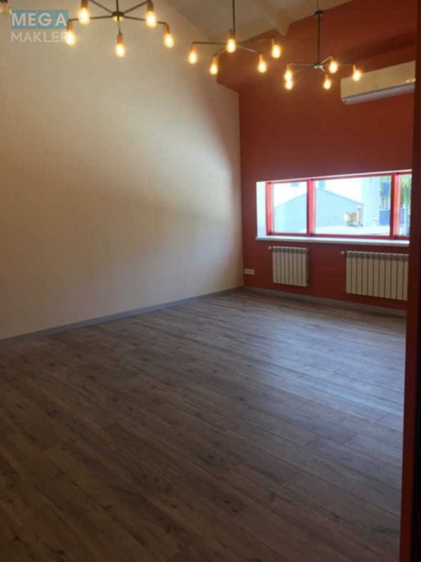 Оренда комерційної нерухомості, 605&nbsp;кв.м, под офис, <a class="location-link" href="/kiev/" title="Недвижимость Київ">Київ</a>, <a class="location-link" href="/kiev/dneprovskij/" title="Недвижимость Дніпровський район">Дніпровський р-н</a>, Евгения Сверстюка ул., 11Б (изображение 9)